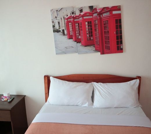 S-E Hotel and Residence