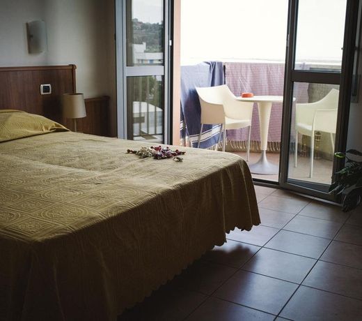 Hotel Royal