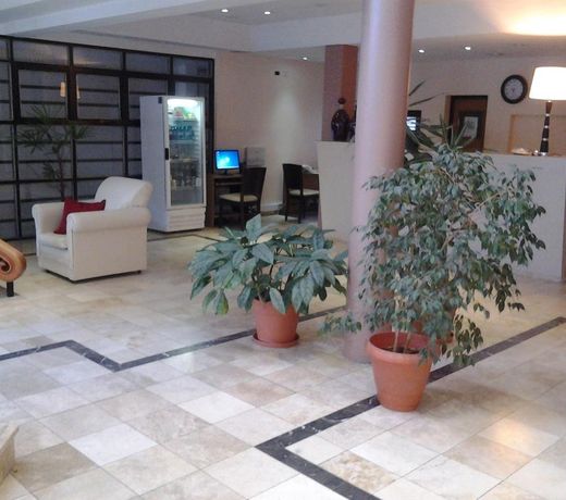 Hotel Lazaro
