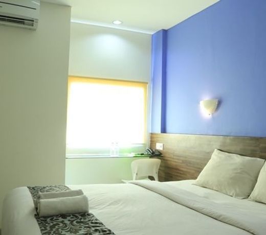 RedDoorz Near Udayana University Jimbaran