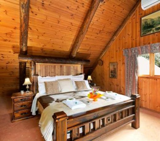 Eagles Nest Luxury Mountain Retreat