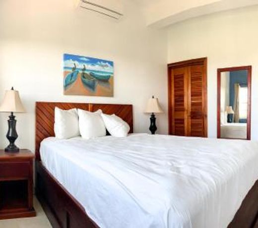Best Western Grand Baymen Gardens