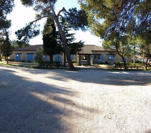HÃ´TEL LES VOLETS ROUGES - CASSIS