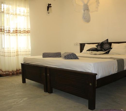 Sasen villas - Polhena Beach