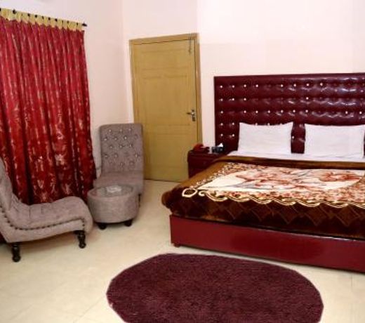Apex Inn Guest House