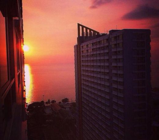 Lumpini Seaview Top Floor