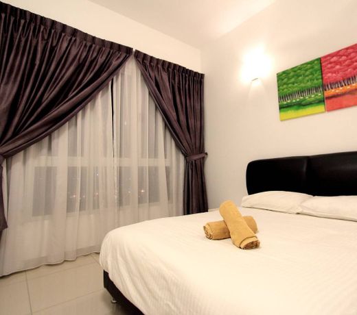 Cosy Home@Tropez Residence@Danga Bay