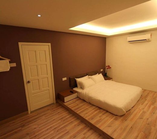 Camelia Holiday Home