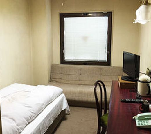 Aoi Business Hotel