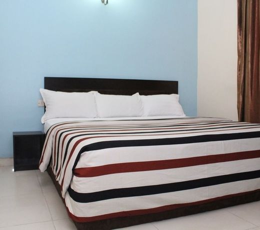 Bluespring Hotel