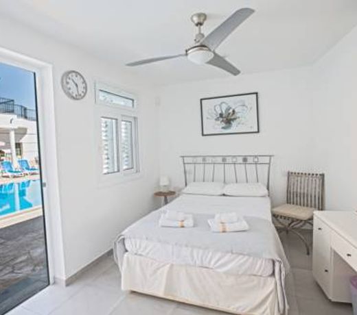 Papas Family Villa