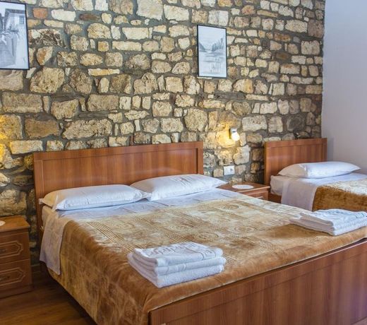 Hotel Kalaja