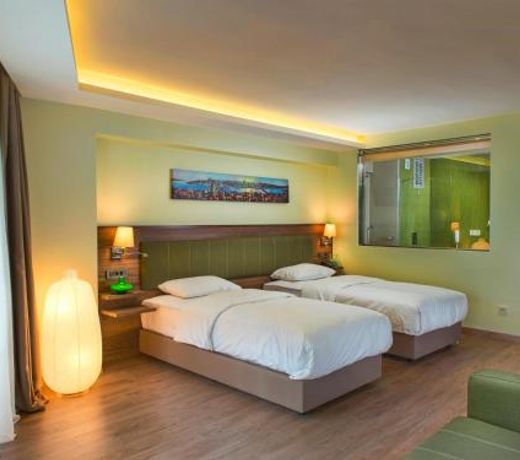 Numi Hotel
