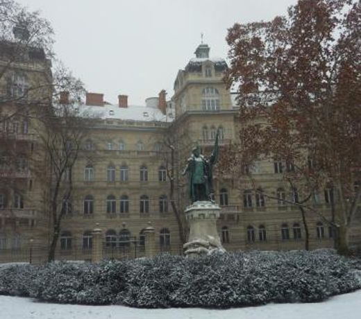 Flat On Andrássy Avenue