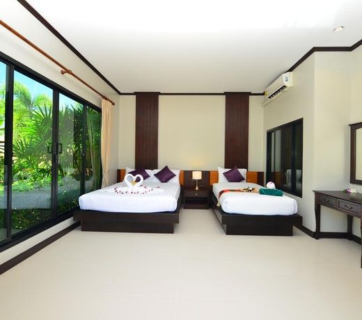 Naiharn Garden Villa