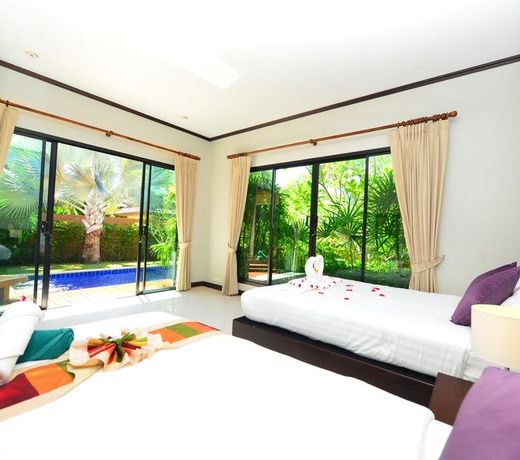 Naiharn Garden Villa