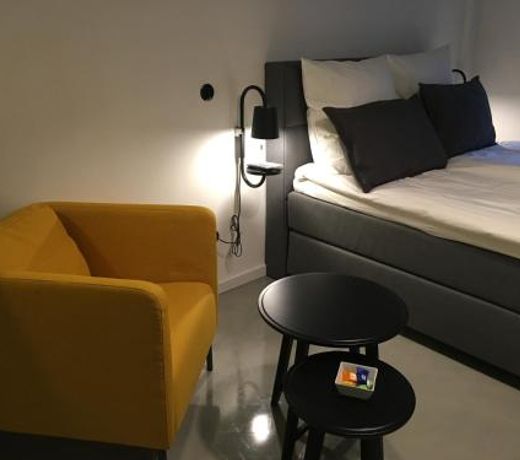 Square Rooms 8