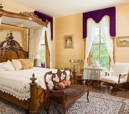 Garth Woodside Mansion Bed and Breakfast