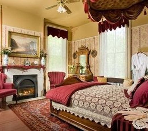 Garth Woodside Mansion Bed and Breakfast