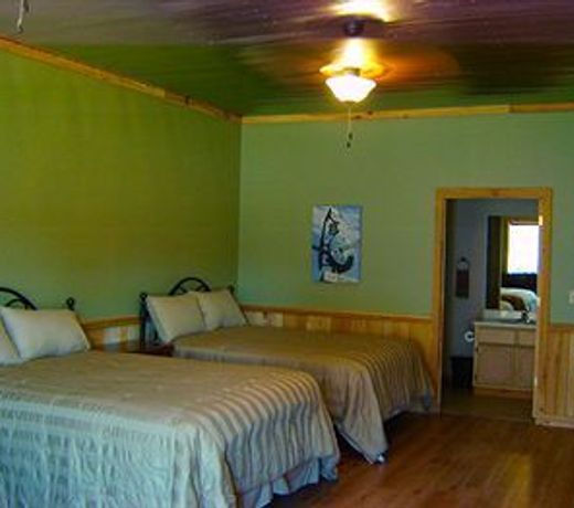 Bluestown Inn
