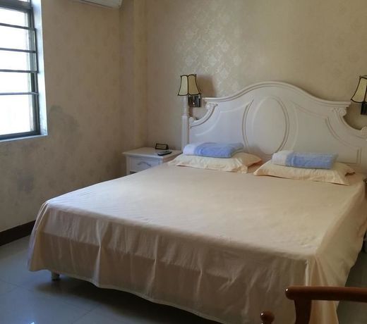 Dadu Club Hotel Guangzhou Luoxi Subway Station