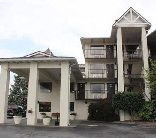 Landmark Inn