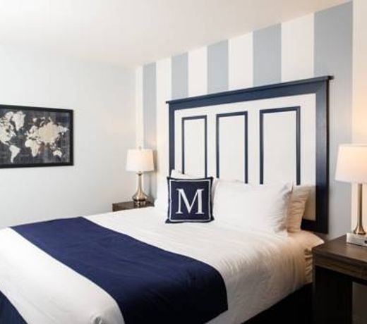 Marker 8 Hotel and Marina