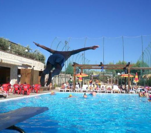 Villaggio Turistico Defensola