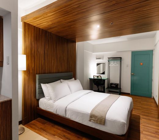 H Hotels - Metro North Uno