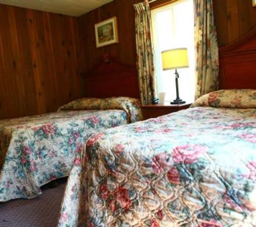 Swiss Chalets Motel