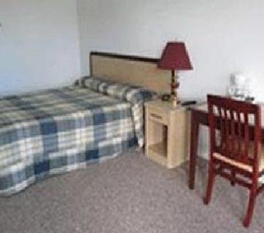 Fundy Rocks Motel