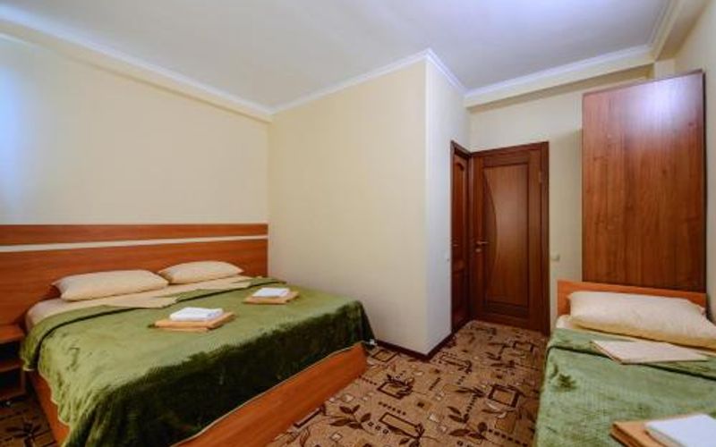 Гостевой Дом Заря / Zarya Guest House, отель г. Лазаревское