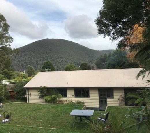 Warburton Holiday House