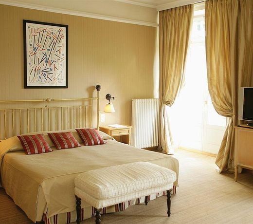 HÃ´tel Des Trois Couronnes & Spa - The Leading Hotels of the World