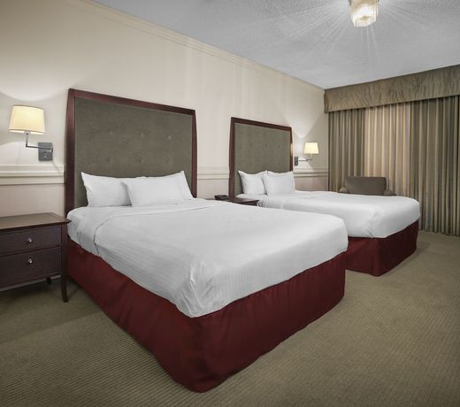 Delta Hotels by Marriott Edmonton Centre Suites