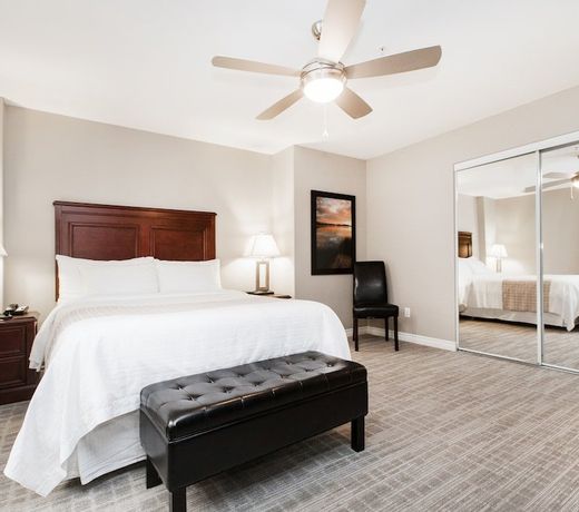 Canterra Suites Hotel