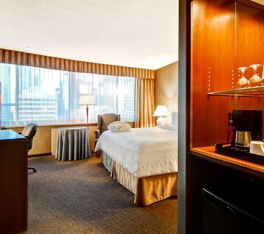 Chateau Lacombe Hotel