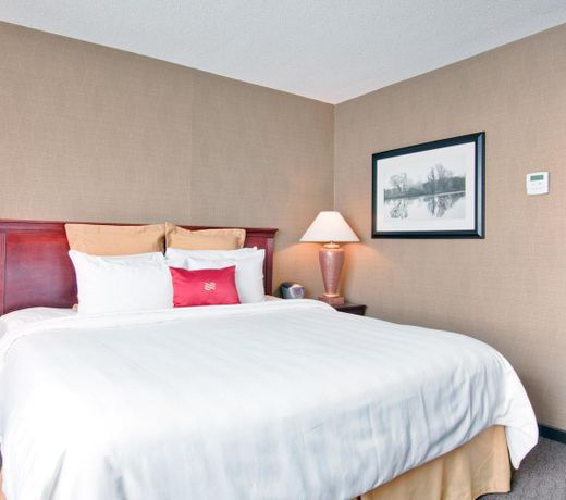 Chateau Lacombe Hotel