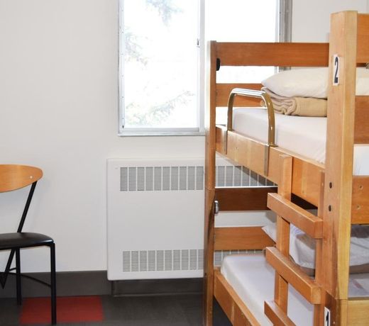 HI Edmonton - Hostel