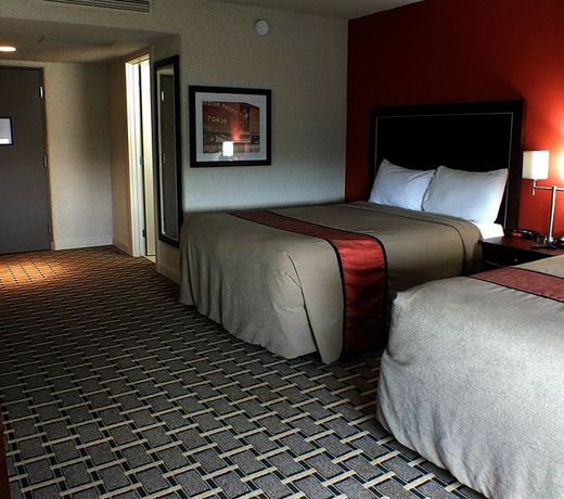 Ramada by Wyndham Edmonton Yellowhead NW