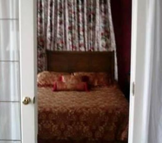 GLENORA BED AND BREAKFAST INN