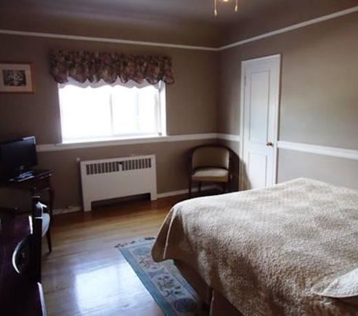 GLENORA BED AND BREAKFAST INN