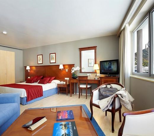 FÃ¨nix Hotel