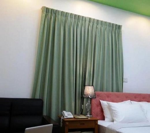 Paragon Hotel