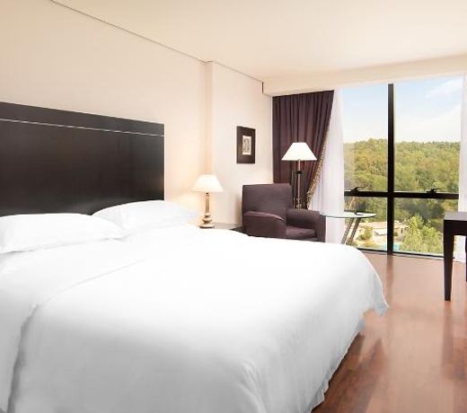 Mak Albania Hotel