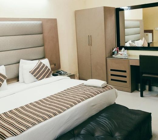 Hotel PK Residency