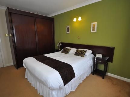 RHINEWOOD COUNTRY HOUSE HOTEL