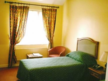 Thornbury Lodge