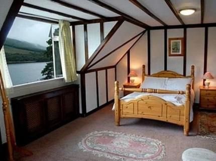 Clachan Cottage Hotel