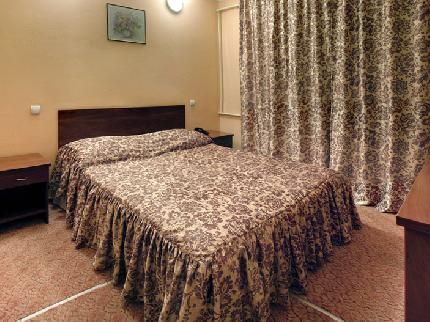 Ukraina Hotel